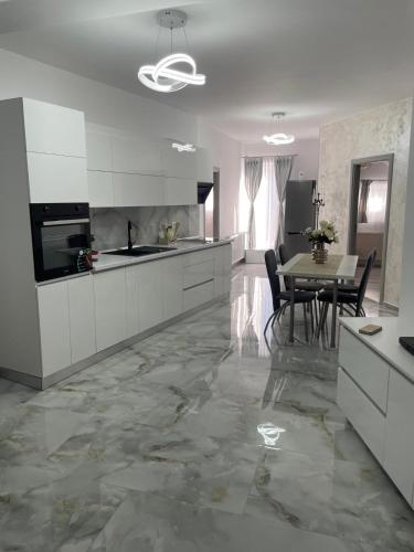 Apartament Casa Miriam — 4-Star Luxury Hotel in Lugoj, Romania