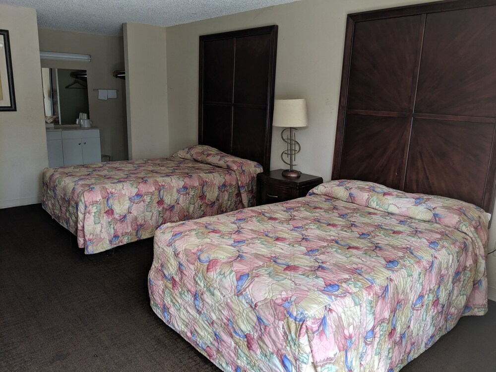 Hotel Valdosta Ga I 75 & Us 221 N Hwy - photo 6
