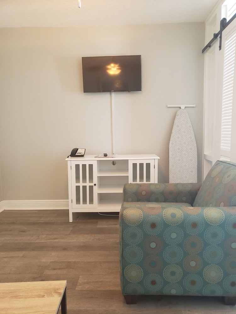 The Maverick Resort - photo 17