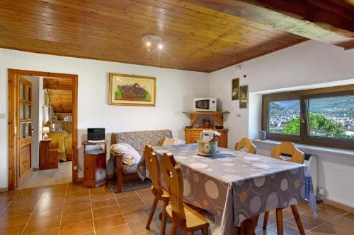 Chez Emilia Mansarda — 4-Star Luxury Hotel in Aosta, Italy