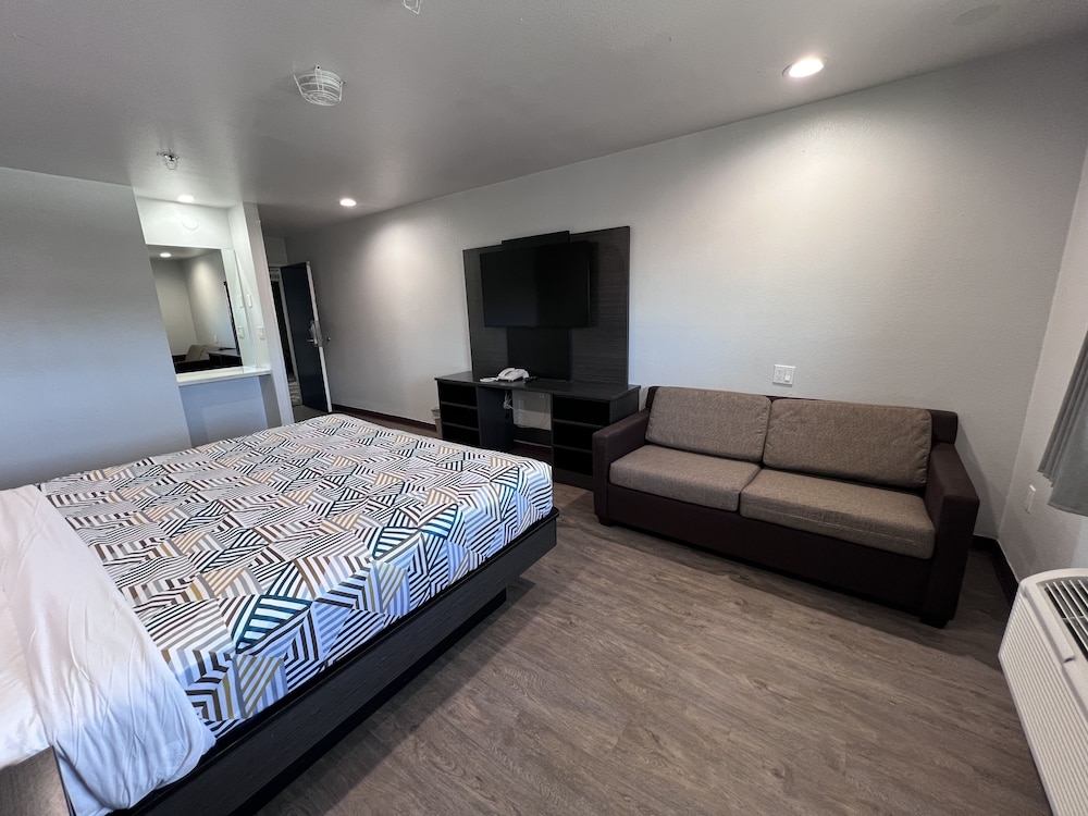 Motel 6 Bullhead City AZ - photo 9