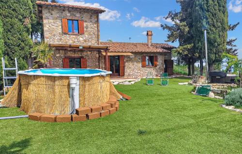 Pet Friendly Home In Campiglia D'orcia — 4-Star Luxury Hotel in San Quirico D'orcia, Italy