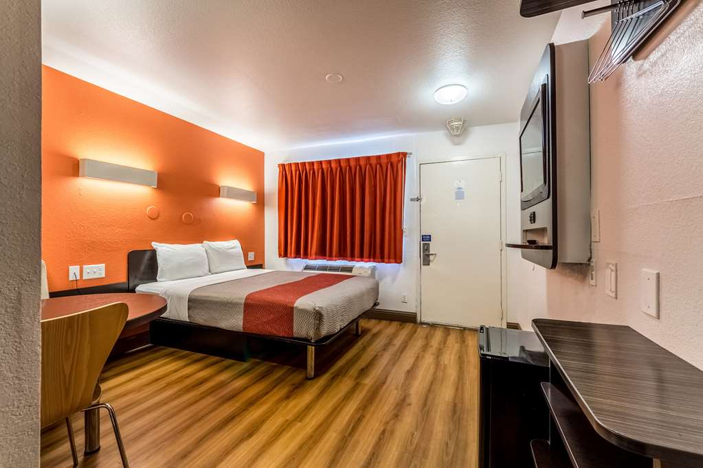 Motel 6 Garland TX Dallas - photo 13