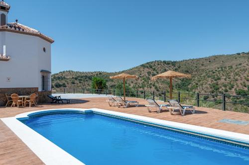 Sunset El Tejar - carbon neutral hotel in Almogia
