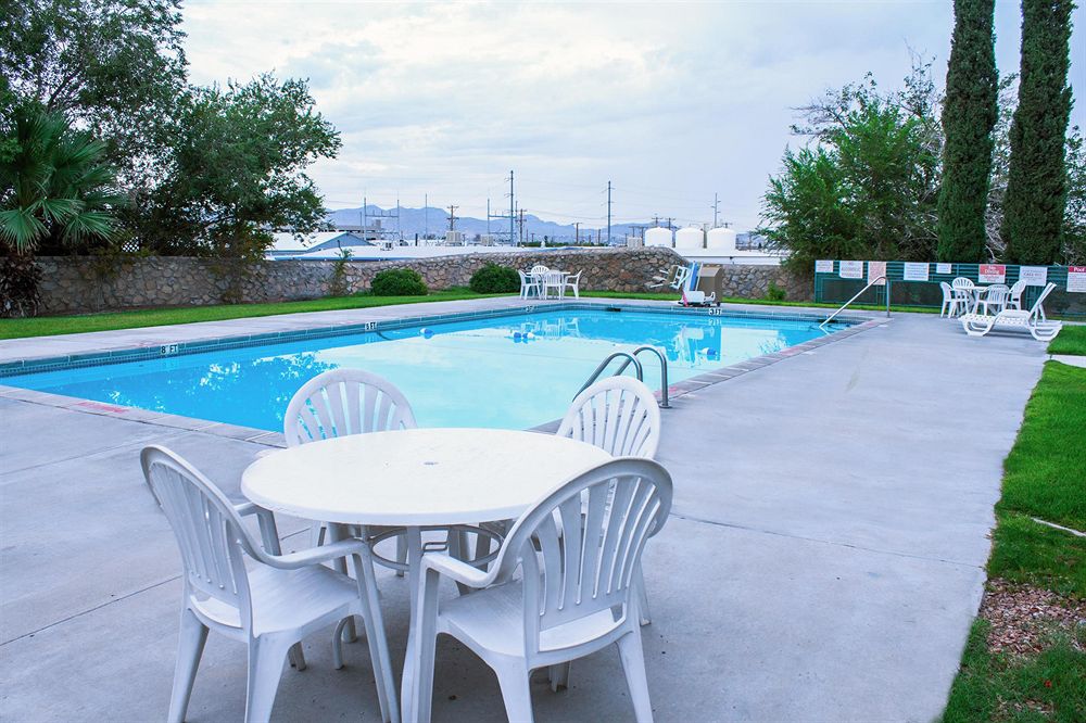 Motel 6 El Paso Central - photo 23