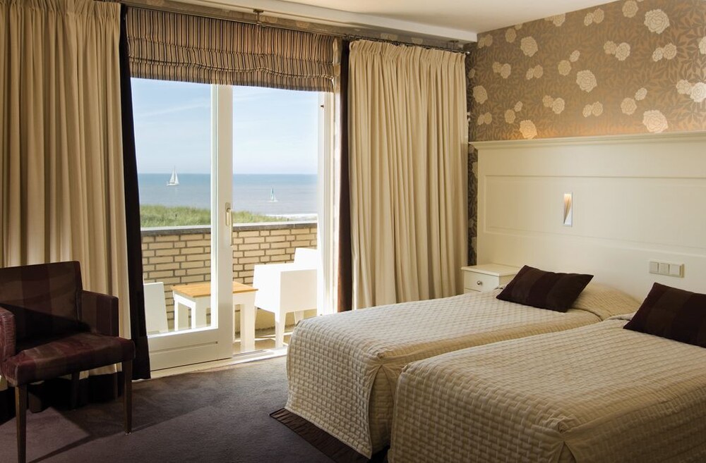 Strandhotel Nassau Bergen — Bergen — photo 4
