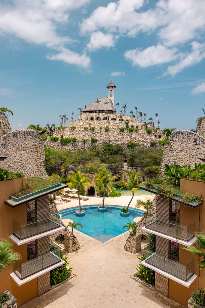 Hotel Xcaret Mexico Pool