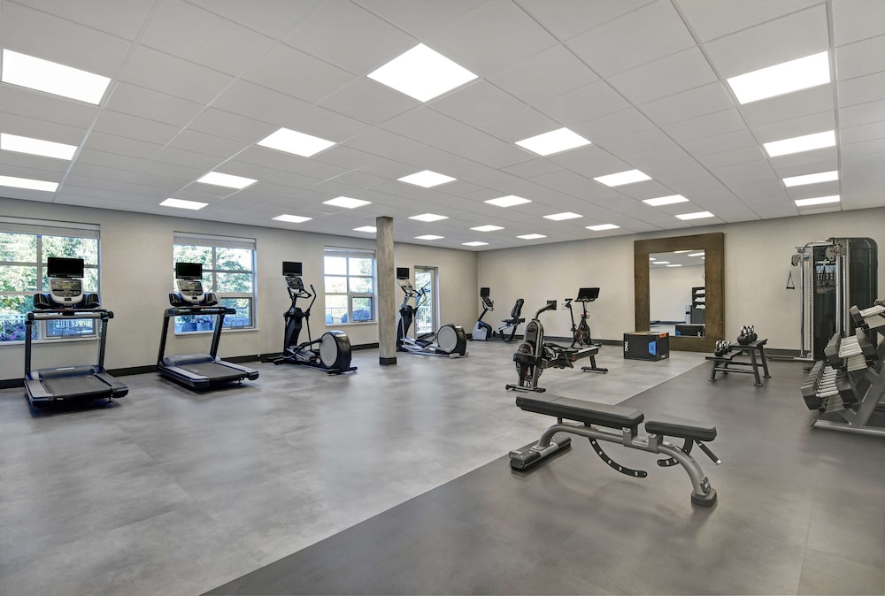 Homewood Suites by Hilton Edison Woodbridge - photo 28