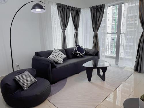 NEW Minimalist Cozy 3R3B SgBesi 6 pax — 4-Star Luxury Hotel in Kuala Lumpur, Malaysia