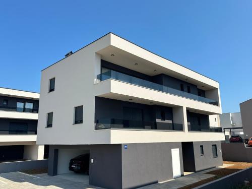 Apartments Harmony Hills — 4-Star Luxury Hotel in Pula, Croatia