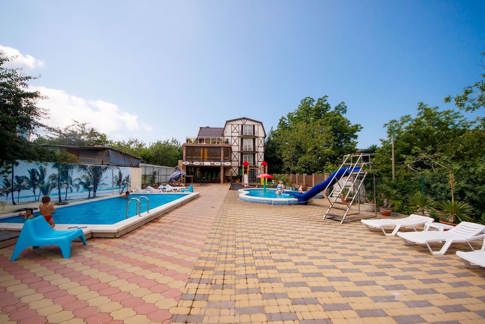 Hotel H2o - last minute hotel in Gelendzhik