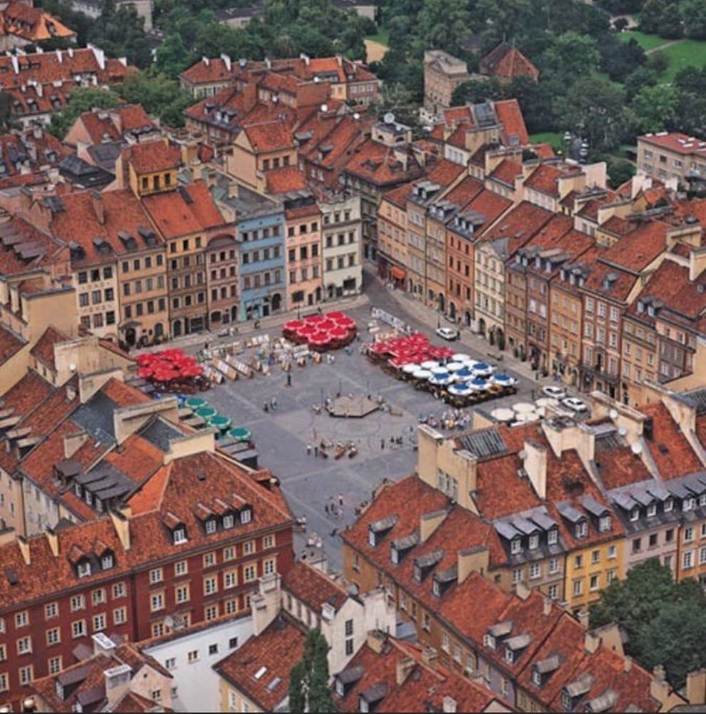 AAA Stay Apartments Old Town Warsaw I — 4-Star Luxury Hotel in Warsaw, Poland