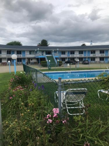 Four Seasons Motor Inn - photo 36