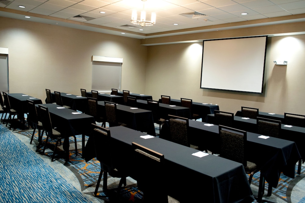 TownePlace Suites by Marriott Ames - photo 2