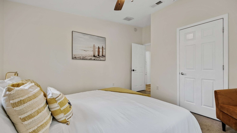 The Oak Hideaway Pet Friendly 3bd — Saint Augustine — photo 2