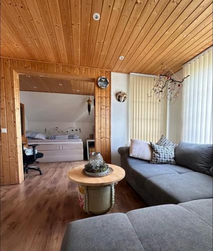 Privatzimmer bei Renate am Grünen See — hotel in Ratingen