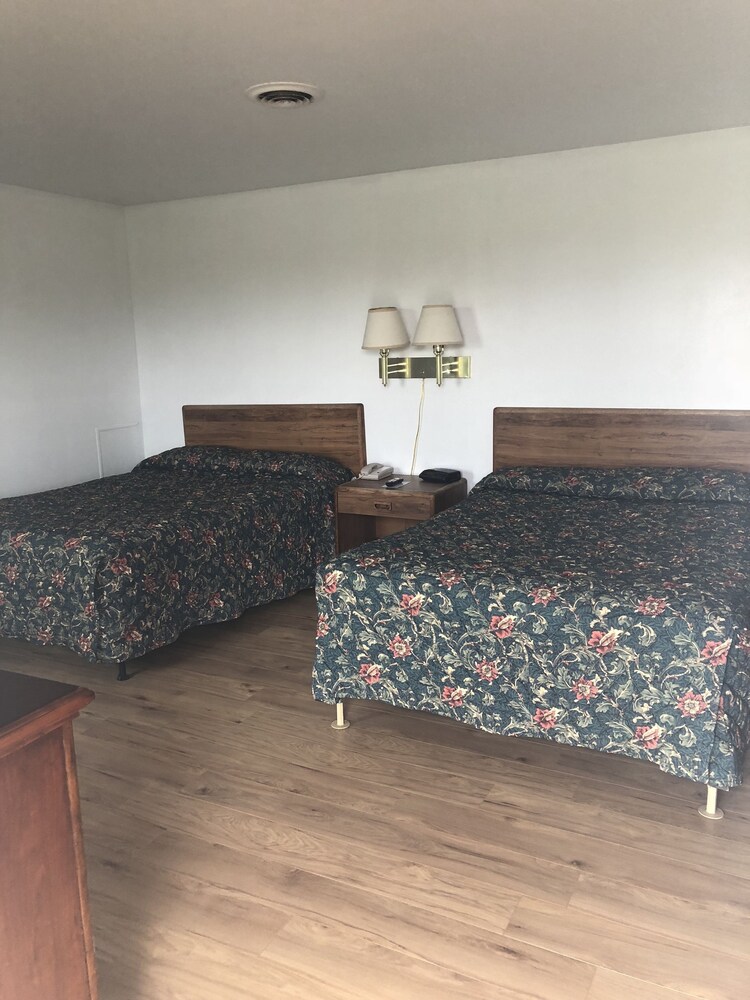Neva Jean Motel - photo 14