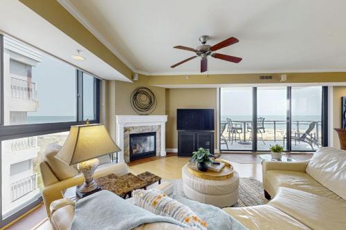Indigo 301 Direct Oceanfront — 4-Star Luxury Hotel in Ocean City, United States