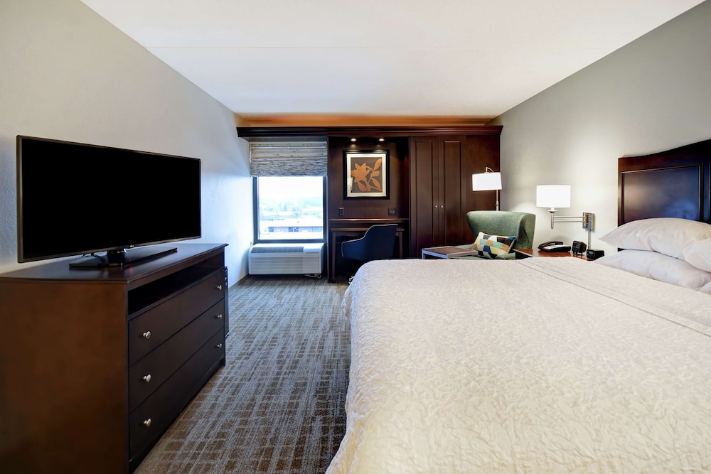 Hampton Inn Kansas City Overland Park - photo 20