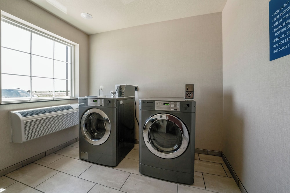 Cobblestone Inn & Suites Boise City - photo 43