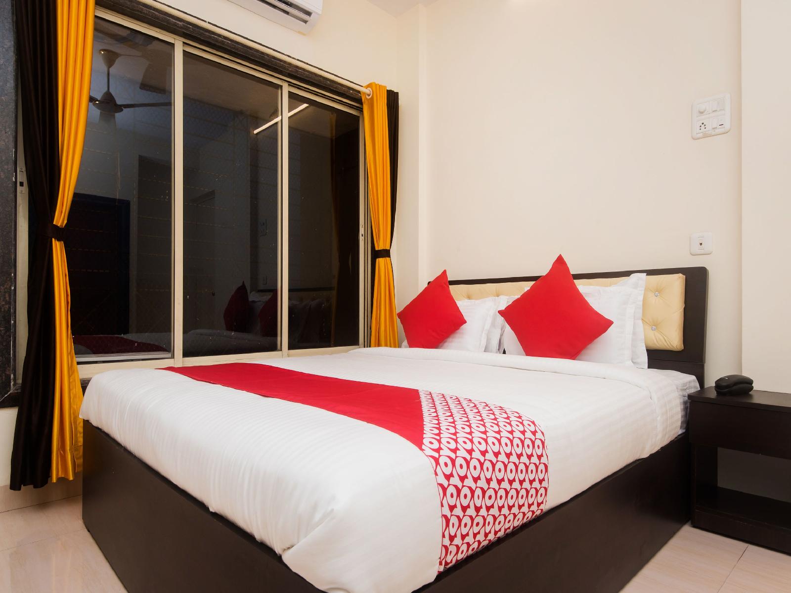 OYO 15119 Vista Service Apartment