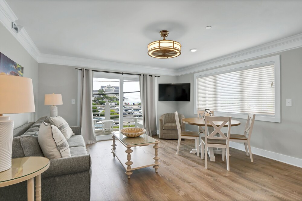 Sandpeddler Inn & Suites - photo 162