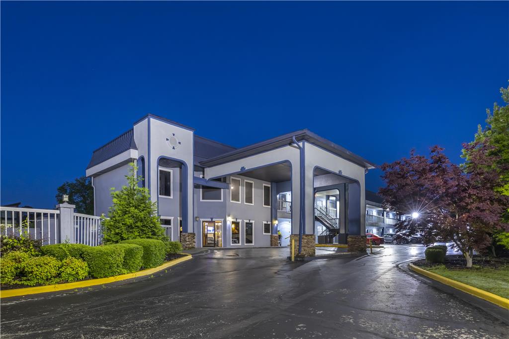 Best Western Fairwinds Inn - photo 28