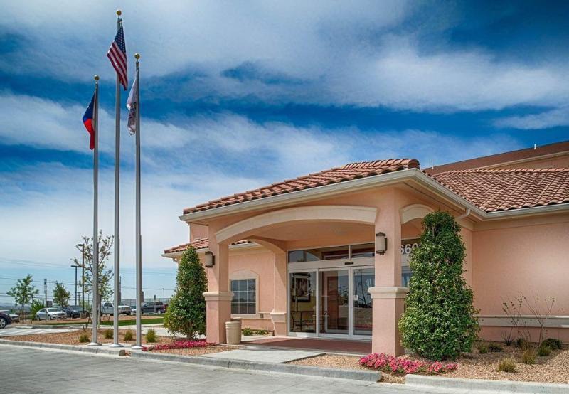TownePlace Suites El Paso Airport - photo 12