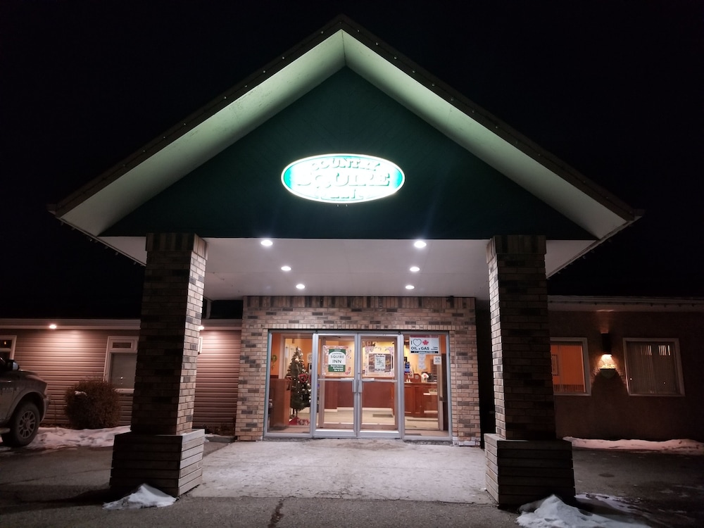 Moosomin Country Squire Inn — hotel in Moosomin