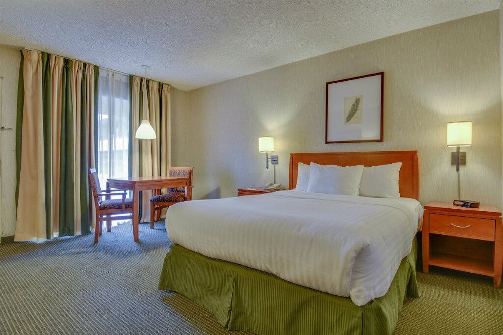 Vagabond Inn Los Angeles at USC - photo 20