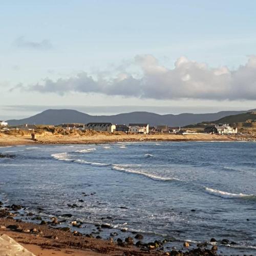 Surfers Getaway Room Staycation — Sligo — photo 3
