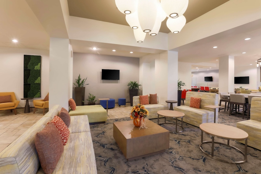 Hilton Garden Inn Raleigh Durham Research Triangle Park - photo 2