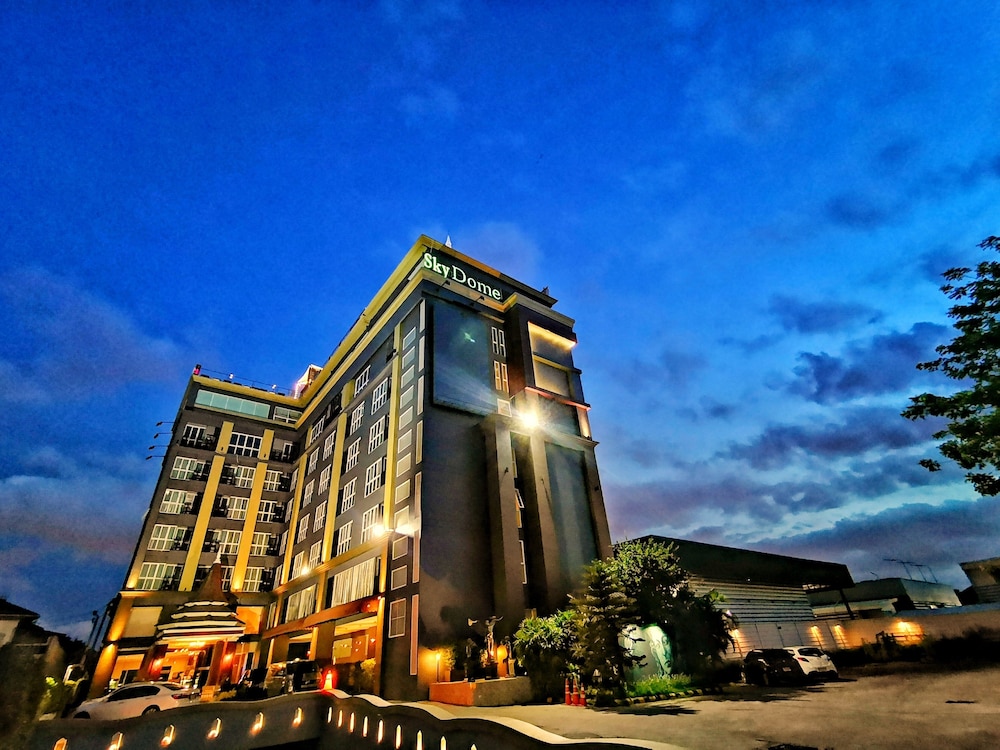 Sky Dome Resotel