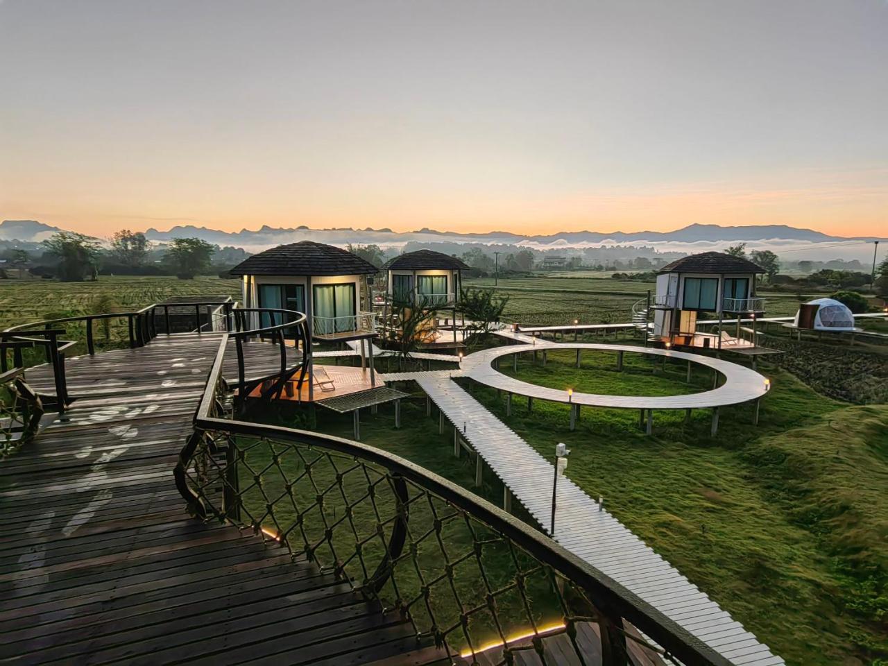 ดูดอยคอยดาว Dodoykoydao - carbon neutral hotel in Unknown City