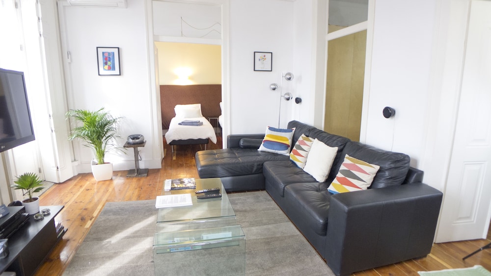 Lv Premier Baixa Cn1 — 4-Star Luxury Hotel in Lisbon, Portugal