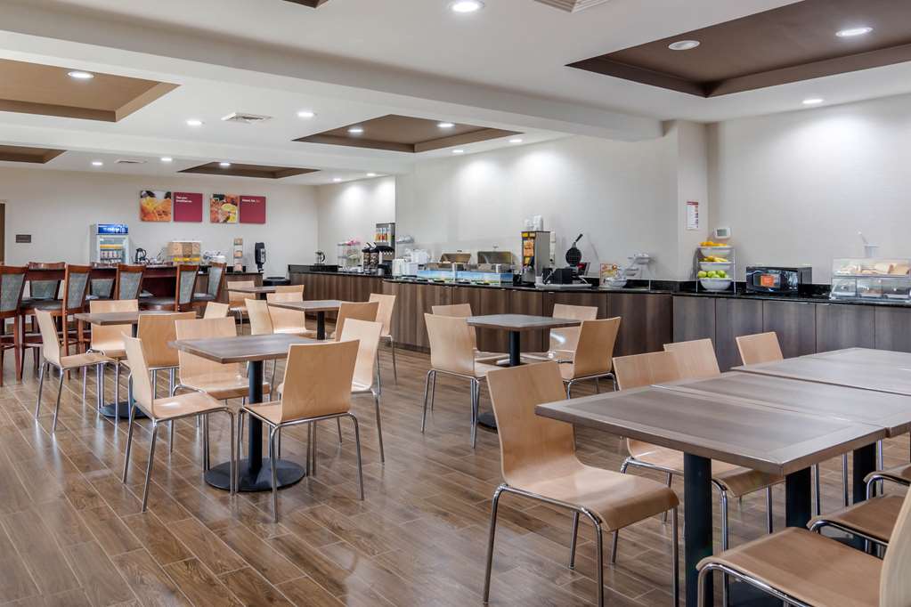 Comfort Suites South Park - photo 41