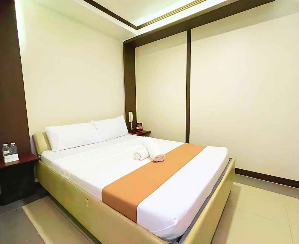 Hidden Key Inn Tarlac - last minute hotel in Concepcion