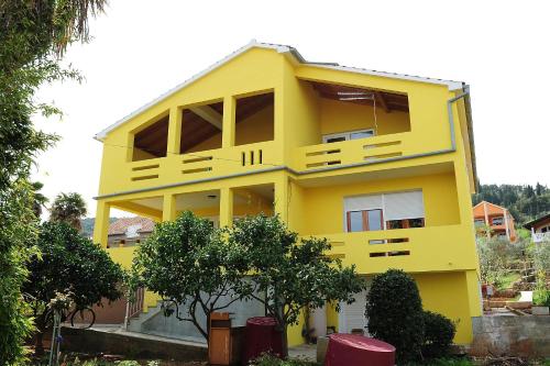 Rooms Mediterranean Gardens in Preko, Croatia