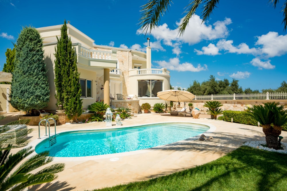 Villa Kokalis Resort in Hersonissos, Greece