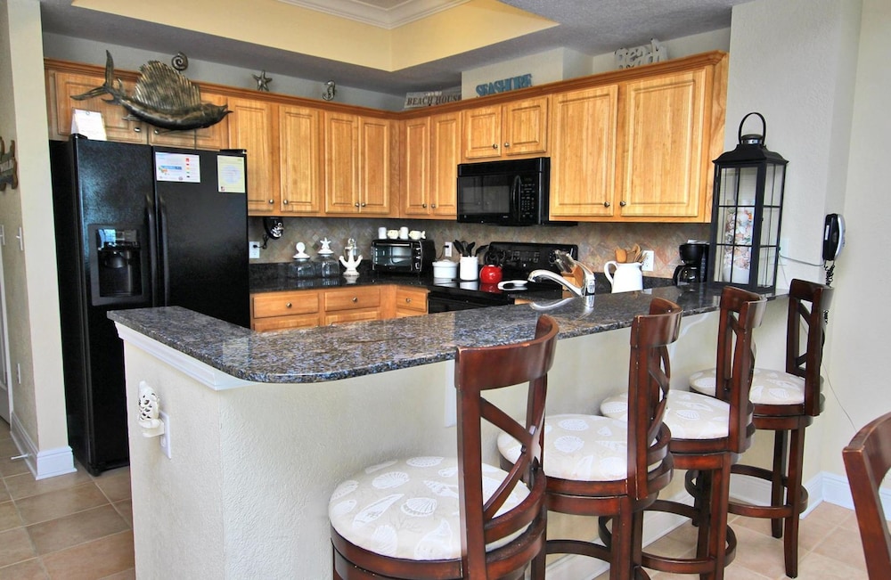 Crystal Shores West 1102 - photo 17