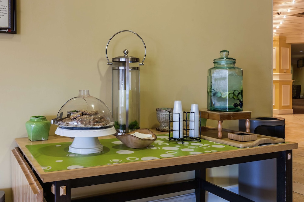 Hilton Garden Inn Phoenix Midtown - photo 2