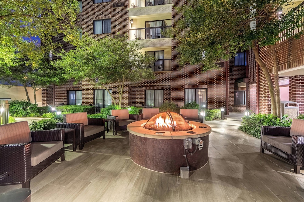 Courtyard by Marriott Dallas DFW Airport South Irving - photo 14