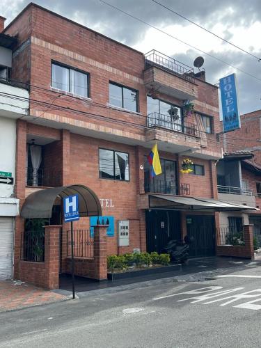 Hotel Lesus - last minute hotel in Medellin