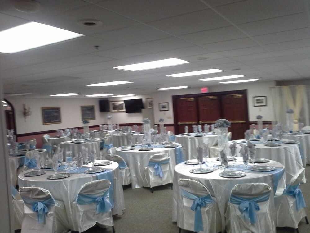 Plantation Inn and Suites - photo 13