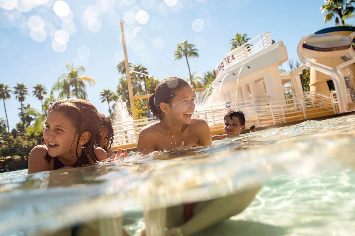 Universal Loews Royal Pacific Resort - photo 19