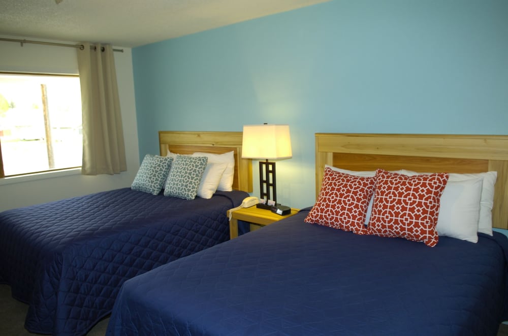 Trout Montana Motel - photo 20