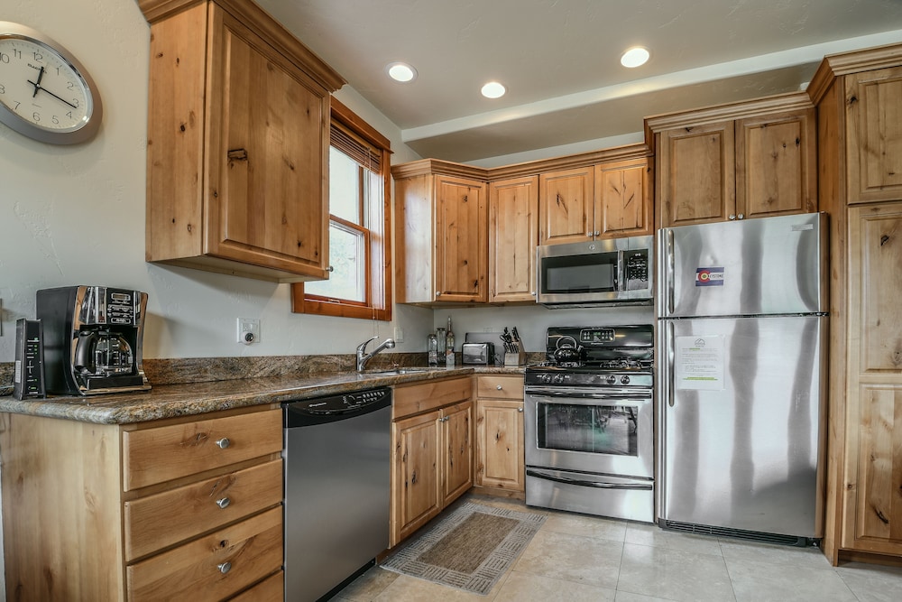 Antlers Gulch 501 by SummitCove Vacation Lodging - photo 10