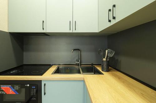 Luxurious 3BR Apartment W Stunning views