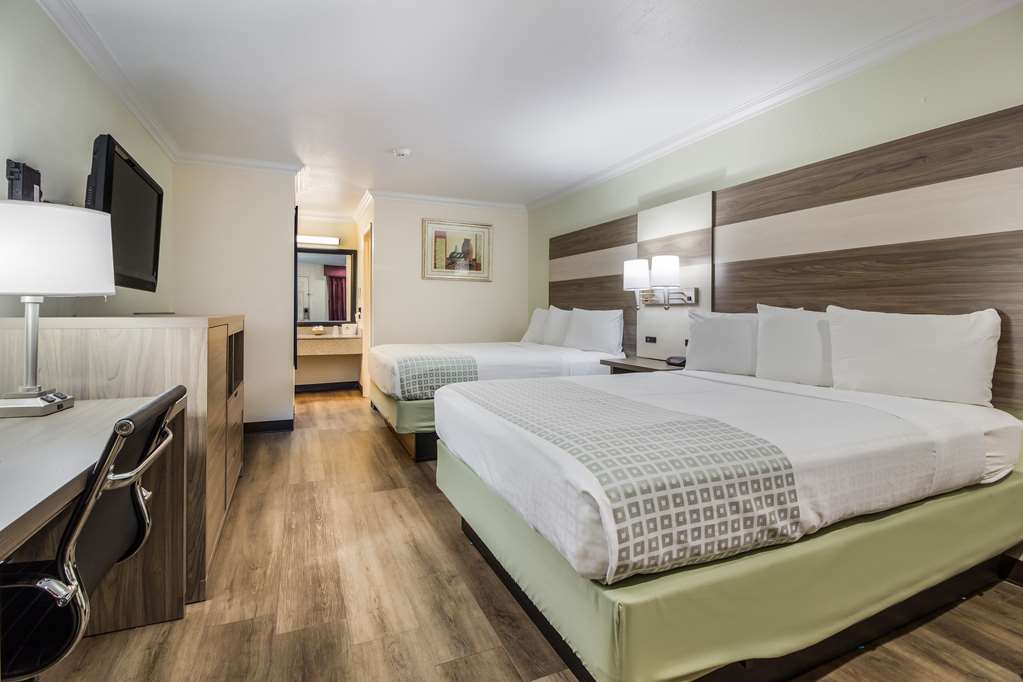 Americas Best Value Inn Columbus TX - photo 2