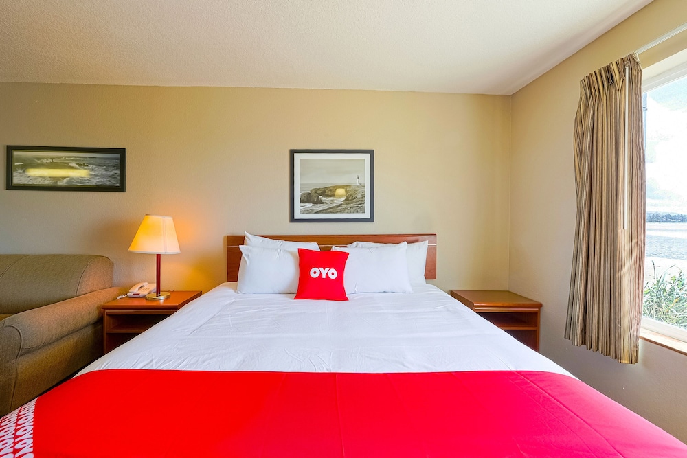 Siletz Bay Beachfront Hotel by OYO Lincoln City - photo 29